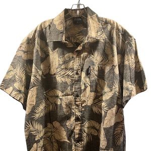 Kai-VeiKau Mens size XL Polynesian style floral short sleeve shirt